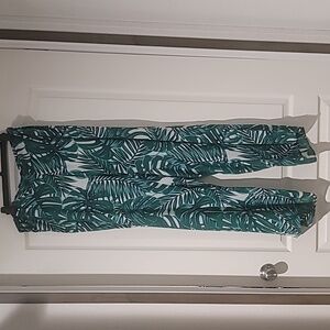 NWOT Ashley Stewart PlusGreen and white tropical Palazzo Wide Leg pants Sz 18/20